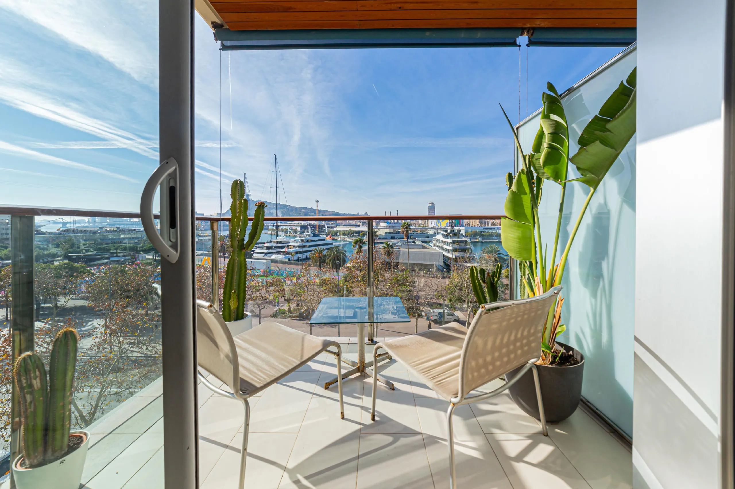Penthouse with Terrace and Sea Views in Barceloneta, Barcelona