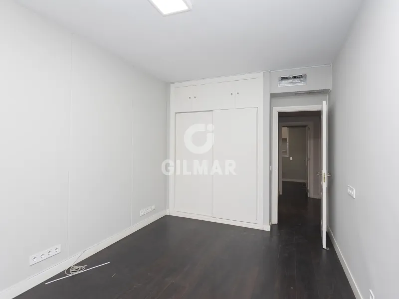 Piso en Castillejos - Madrid