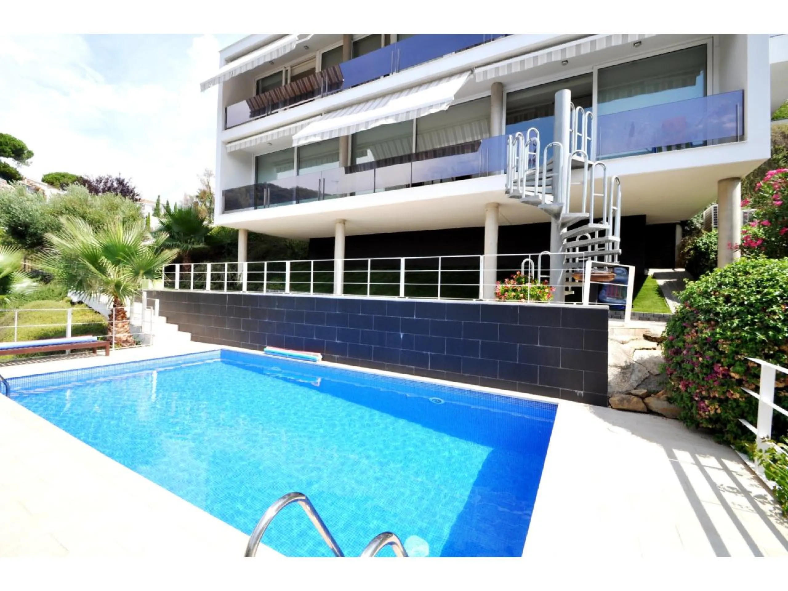 Exclusive House with Pool and Sea Views in La Tortuga, Lloret de Mar, Costa Brava