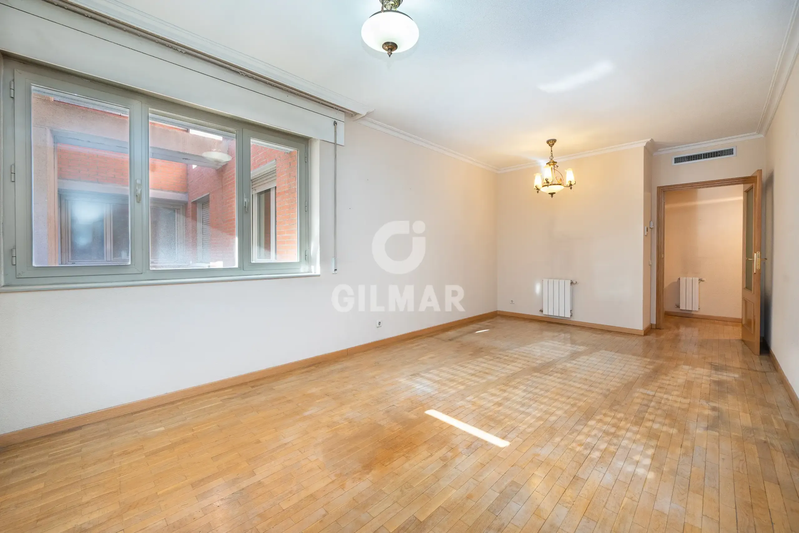 Apartment in Alameda de Osuna - Madrid