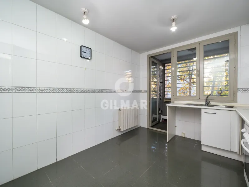 Apartment in Alameda de Osuna - Madrid