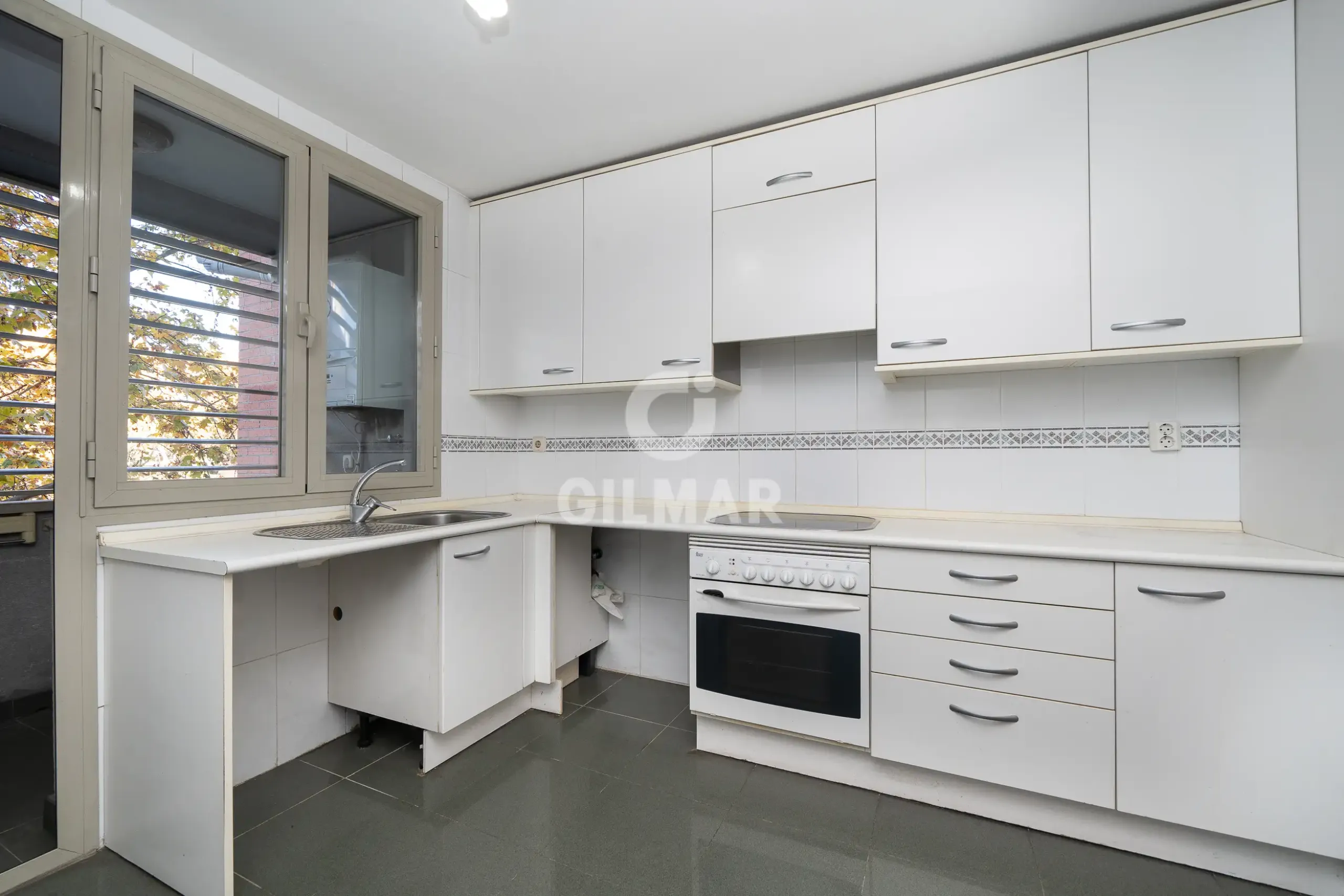 Apartment in Alameda de Osuna - Madrid