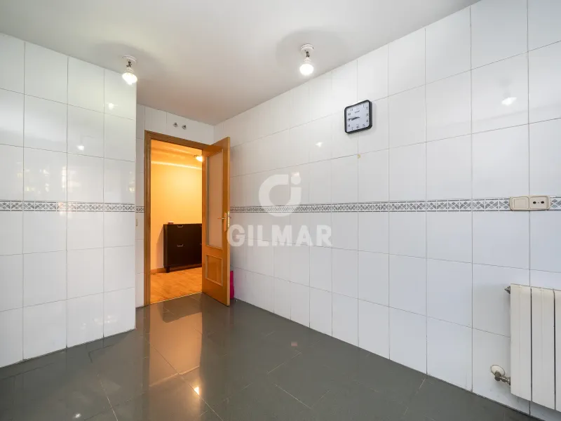 Apartment in Alameda de Osuna - Madrid