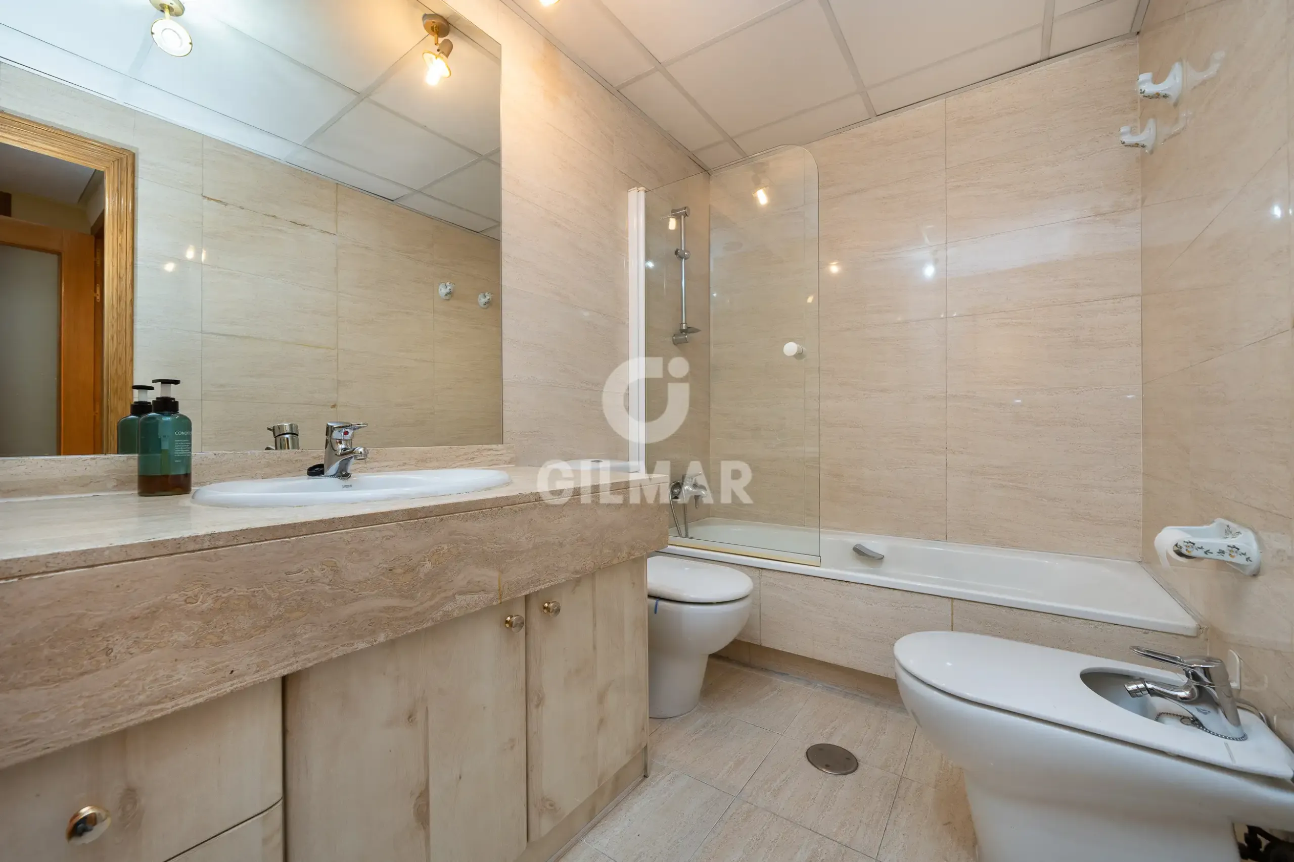 Apartment in Alameda de Osuna - Madrid