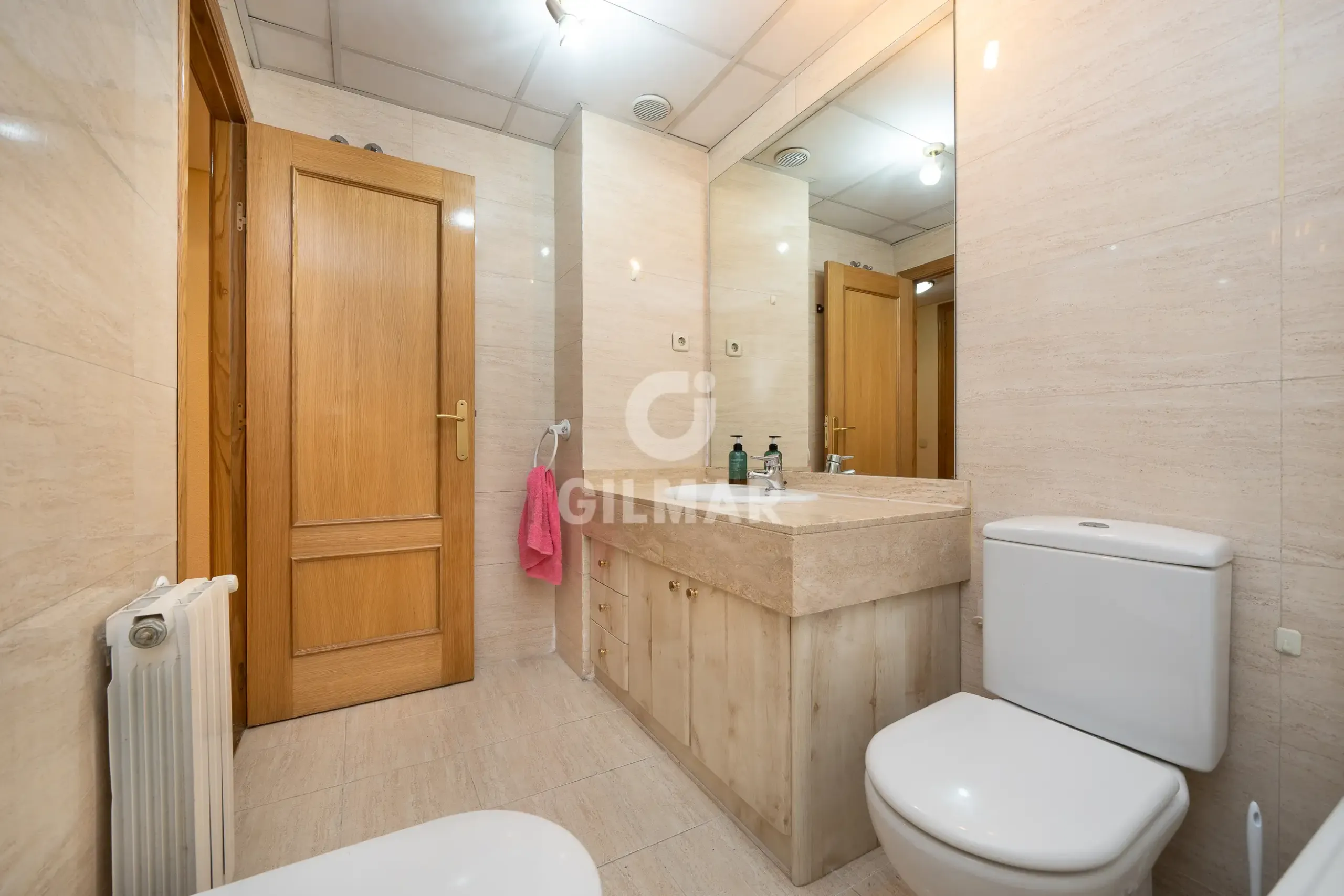 Apartment in Alameda de Osuna - Madrid