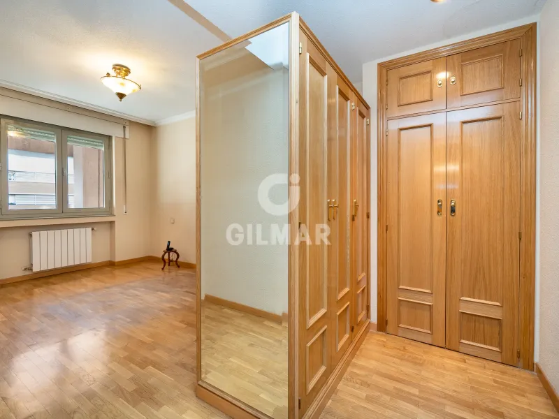 Apartment in Alameda de Osuna - Madrid