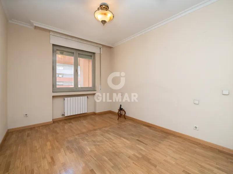 Apartment in Alameda de Osuna - Madrid