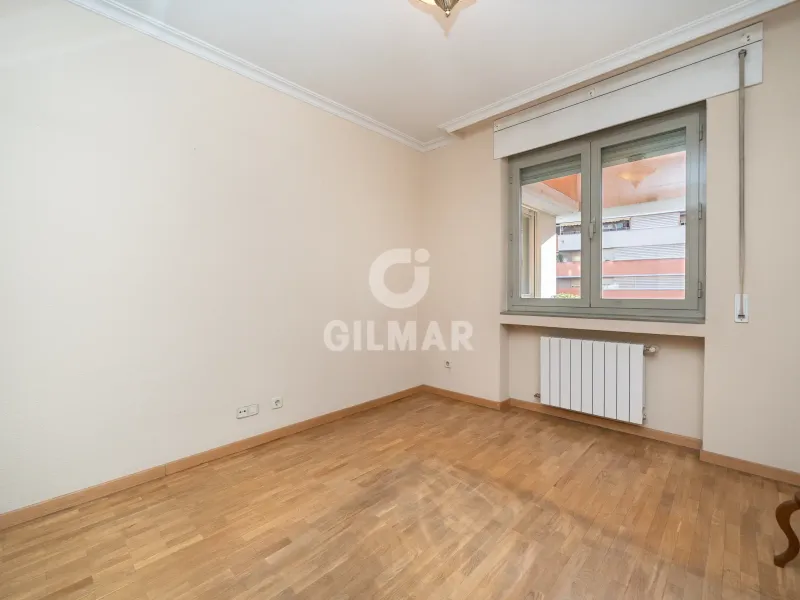 Apartment in Alameda de Osuna - Madrid