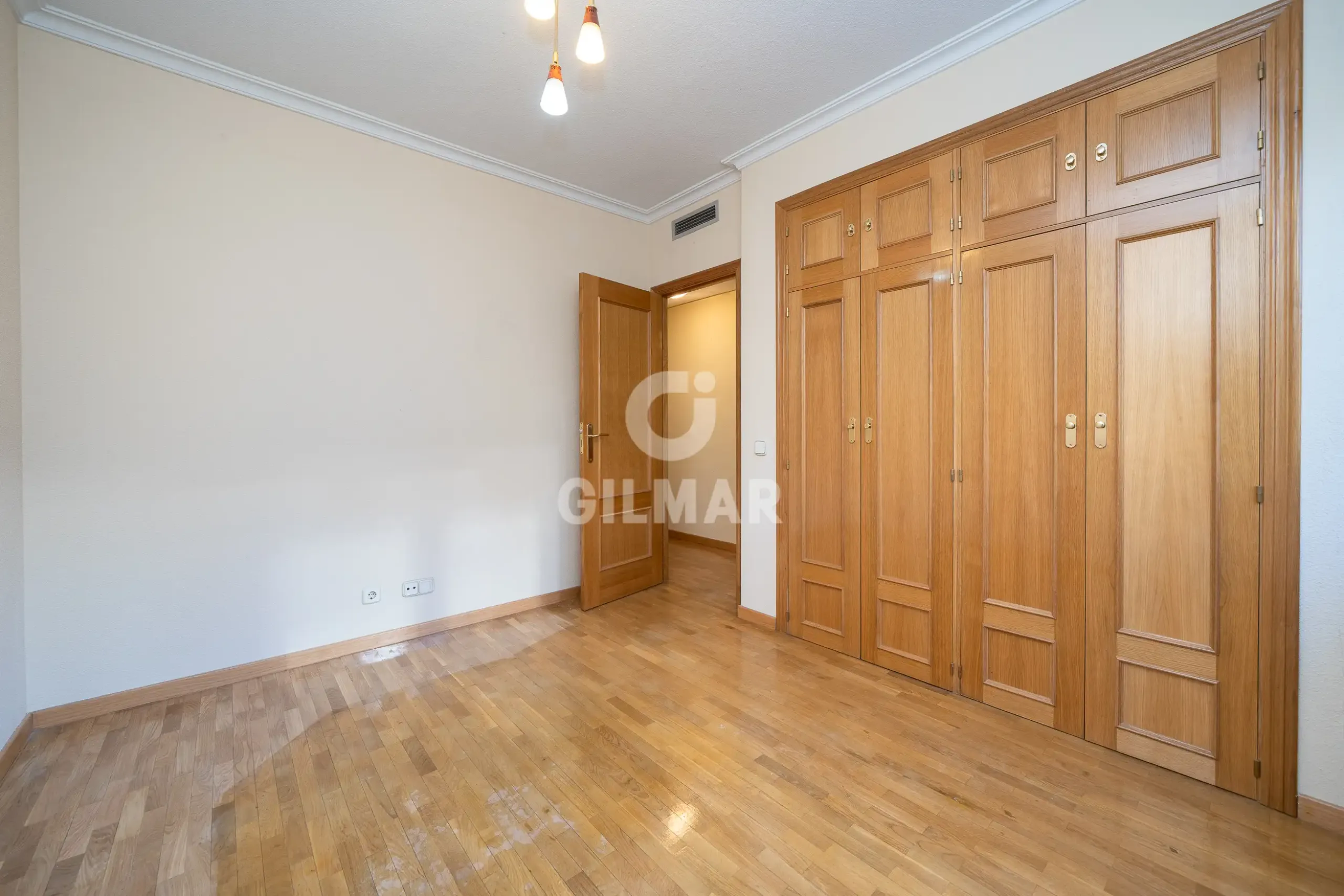 Apartment in Alameda de Osuna - Madrid