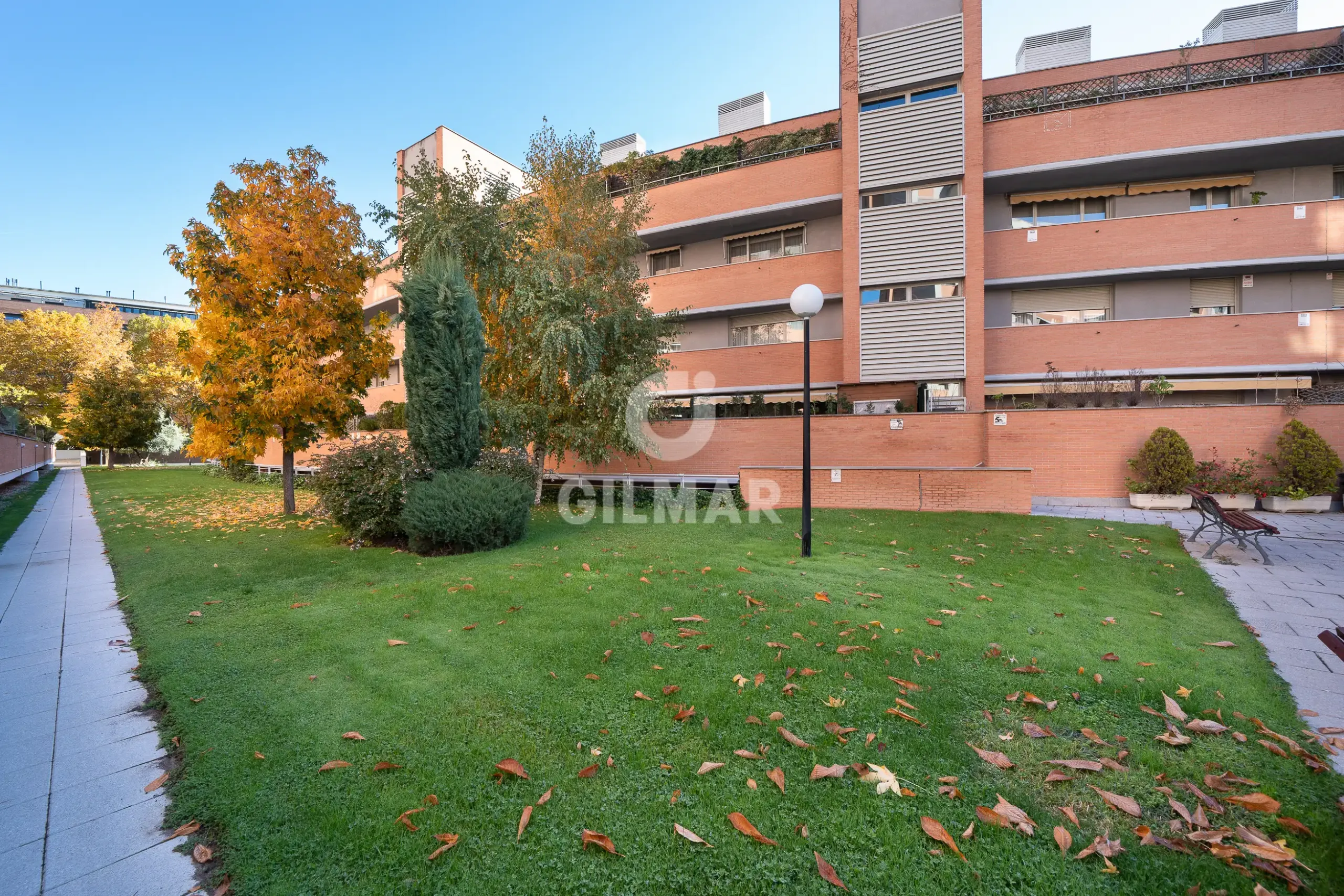 Apartment in Alameda de Osuna - Madrid