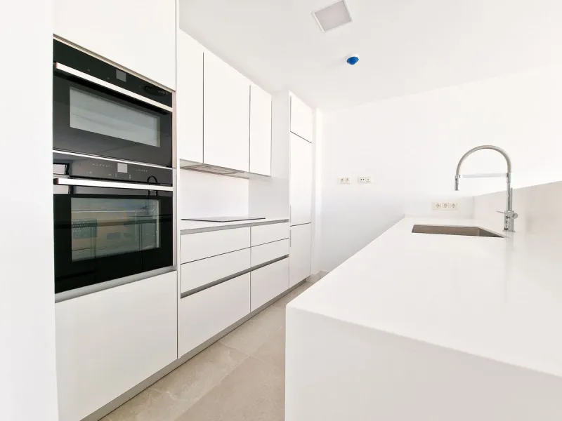 Apartment - Duplex в продаже в Marbella, Málaga. В доме 2 спален и 2 ванных комнат. Площадь дома 138 м²