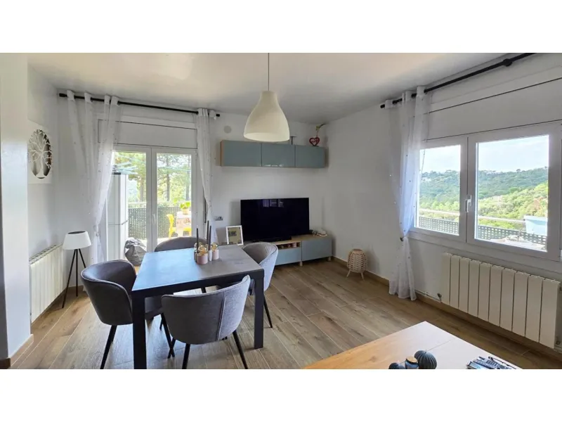 Beautiful Renovated House with Private Pool and Independent Apartments in Mont Lloret, Costa Brava