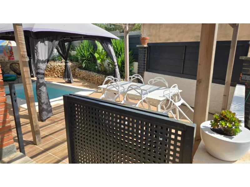 Beautiful Renovated House with Private Pool and Independent Apartments in Mont Lloret, Costa Brava