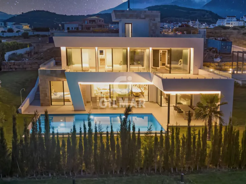 Villa in Estepona Oeste - Málaga