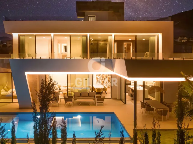 Villa in Estepona Oeste - Málaga