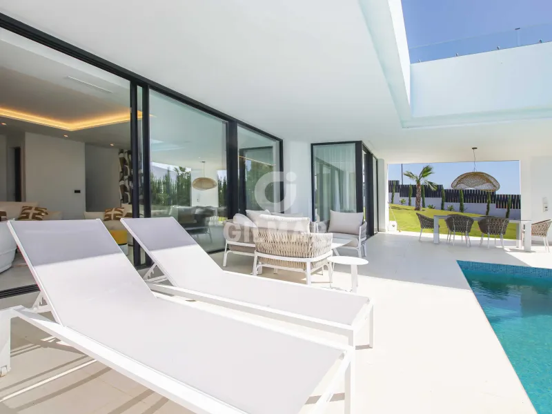 Villa in Estepona Oeste - Málaga