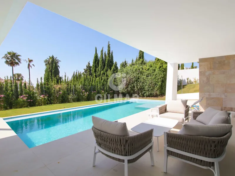 Villa in Estepona Oeste - Málaga