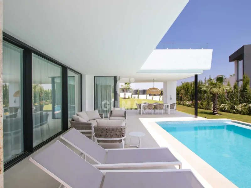 Villa in Estepona Oeste - Málaga