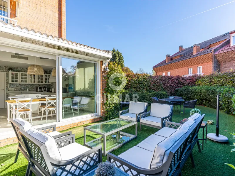 Semi-detached house in Aravaca - Madrid
