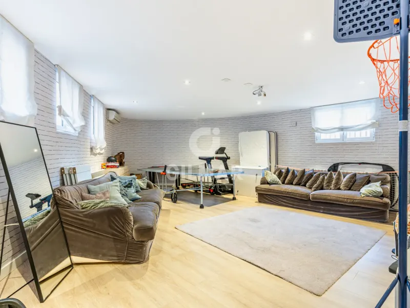 Semi-detached house in Aravaca - Madrid