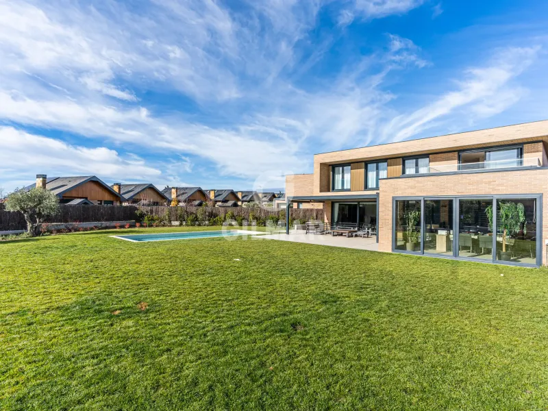Villa in Las Rozas - Madrid