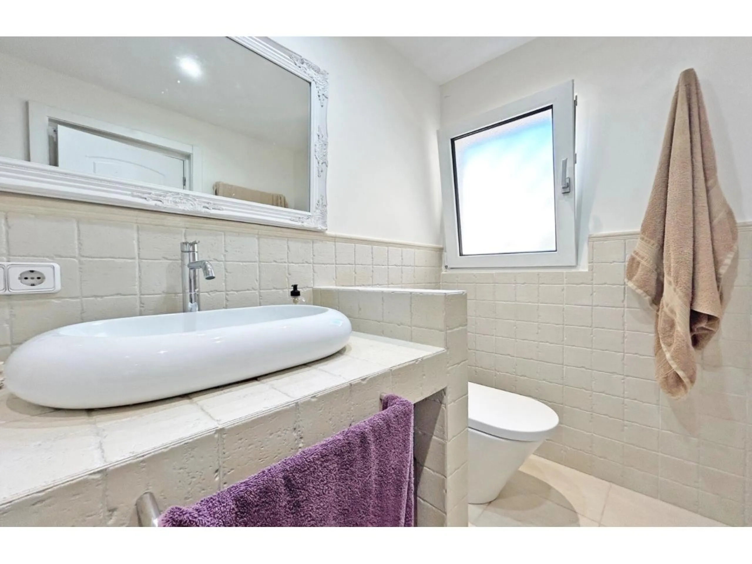 Magnífica casa con jardín y piscina en Cala Canyelles, Lloret de Mar, Costa Brava