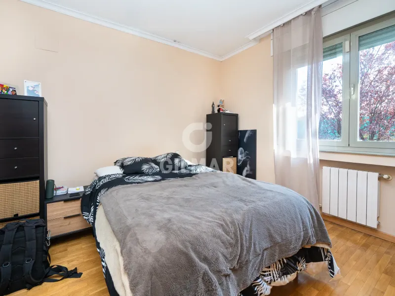 Ground floor apartment in Alameda de Osuna - Madrid