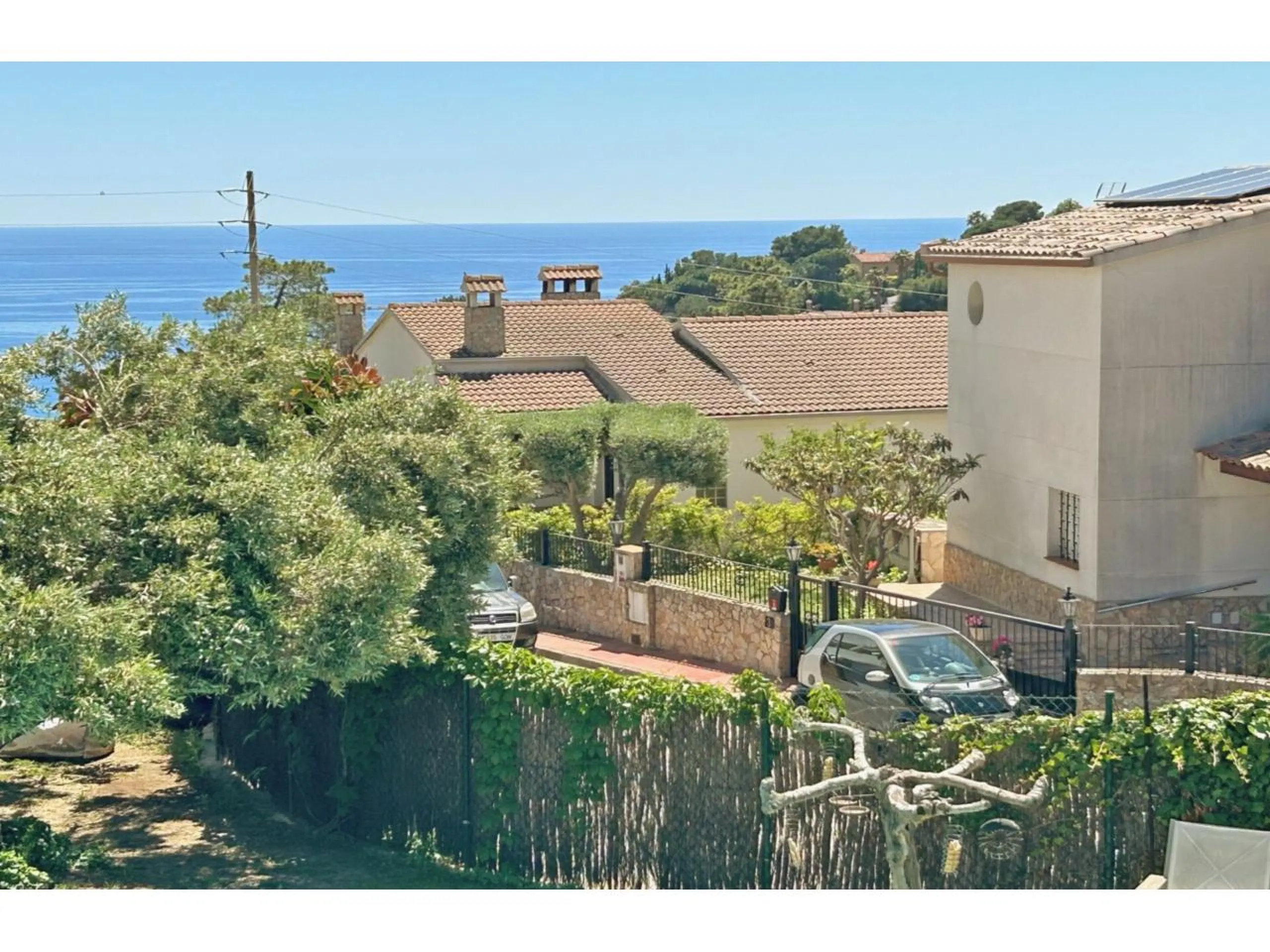 Magnífica casa con jardín y piscina en Cala Canyelles, Lloret de Mar, Costa Brava