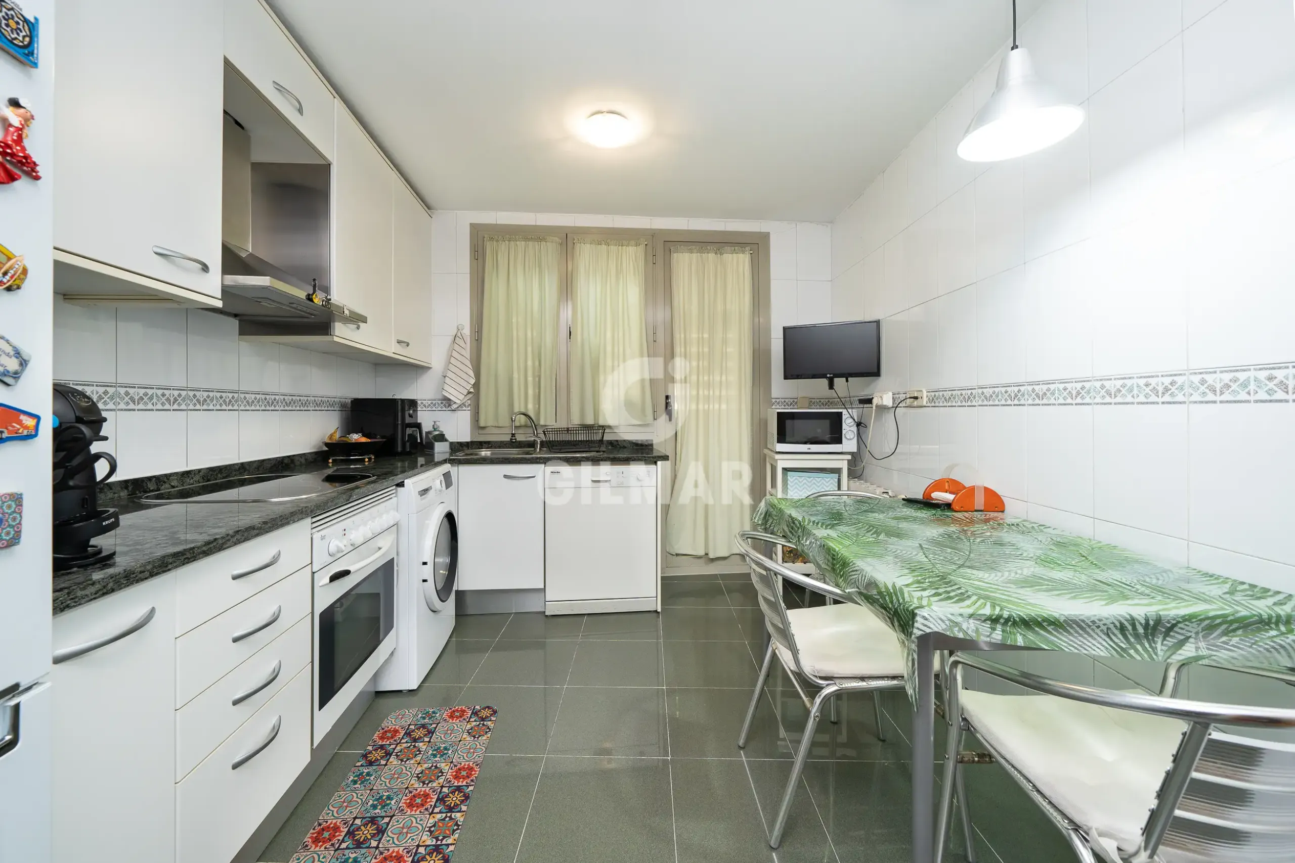Ground floor apartment in Alameda de Osuna - Madrid