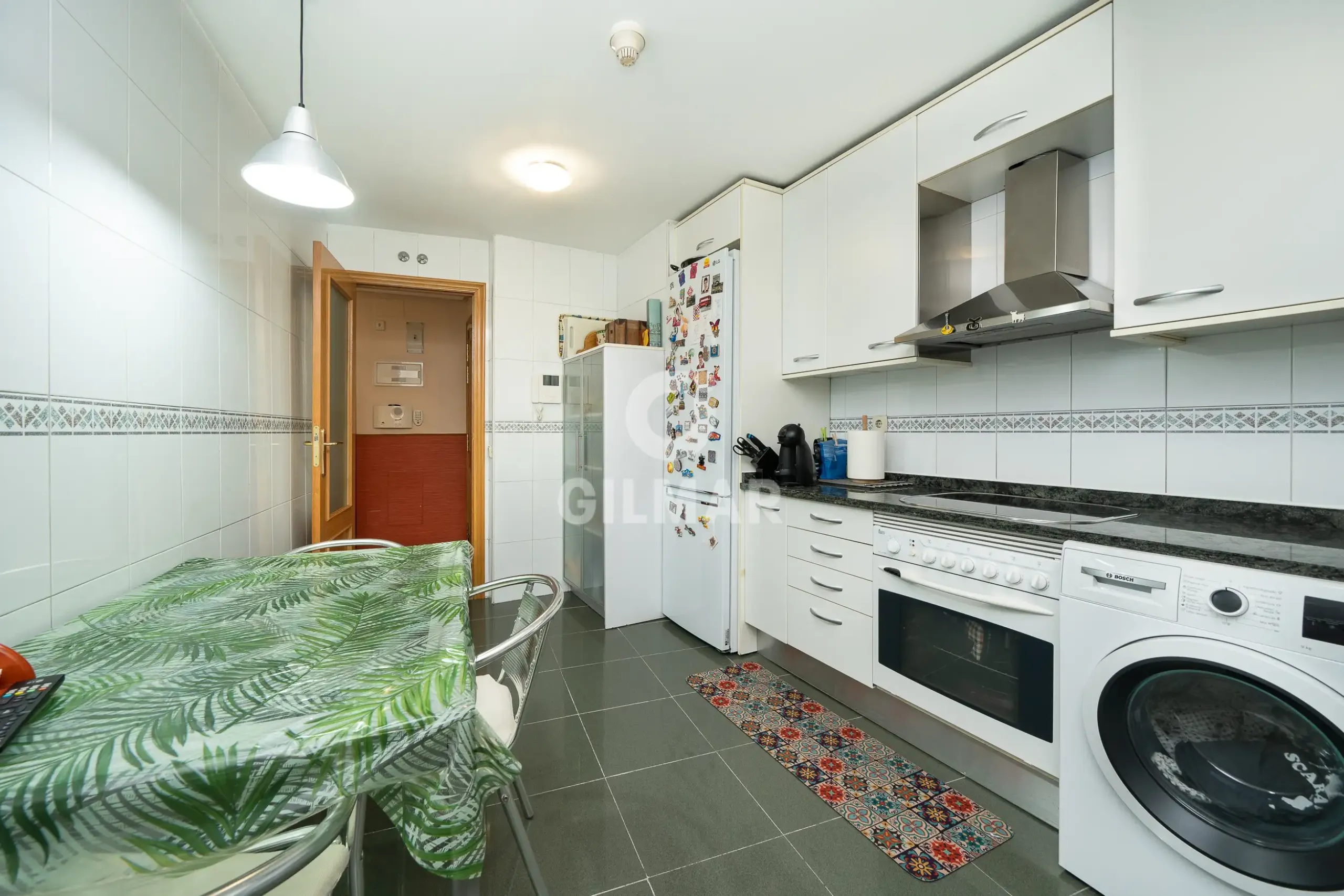 Ground floor apartment in Alameda de Osuna - Madrid