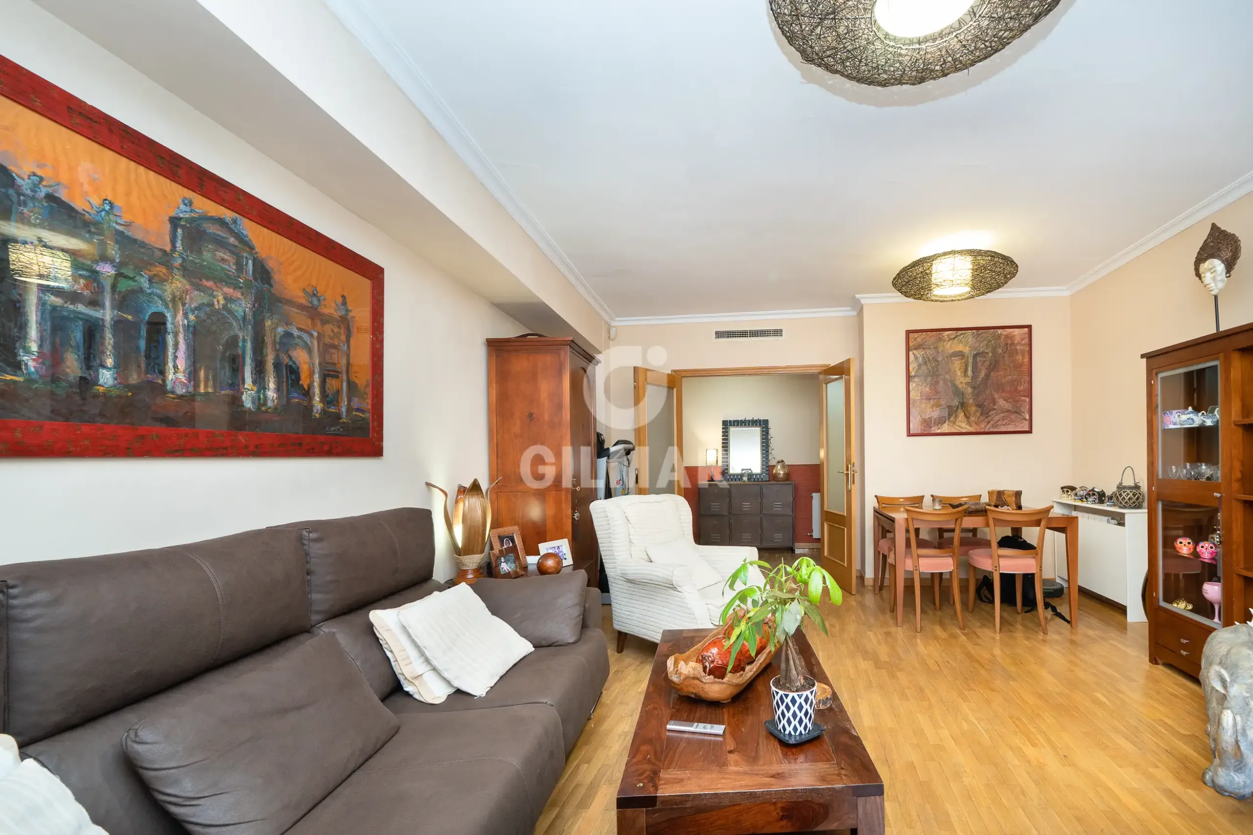 Ground floor apartment in Alameda de Osuna - Madrid