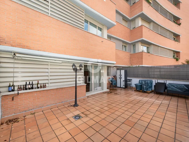 Ground floor apartment in Alameda de Osuna - Madrid