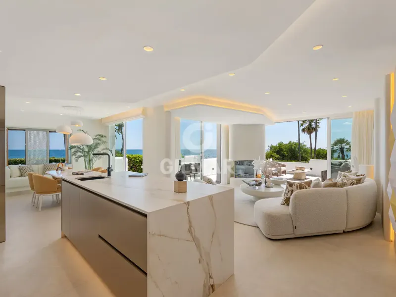 Apartment in Estepona Este - Málaga
