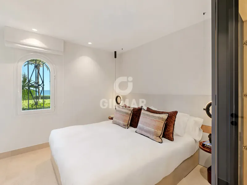 Apartment in Estepona Este - Málaga