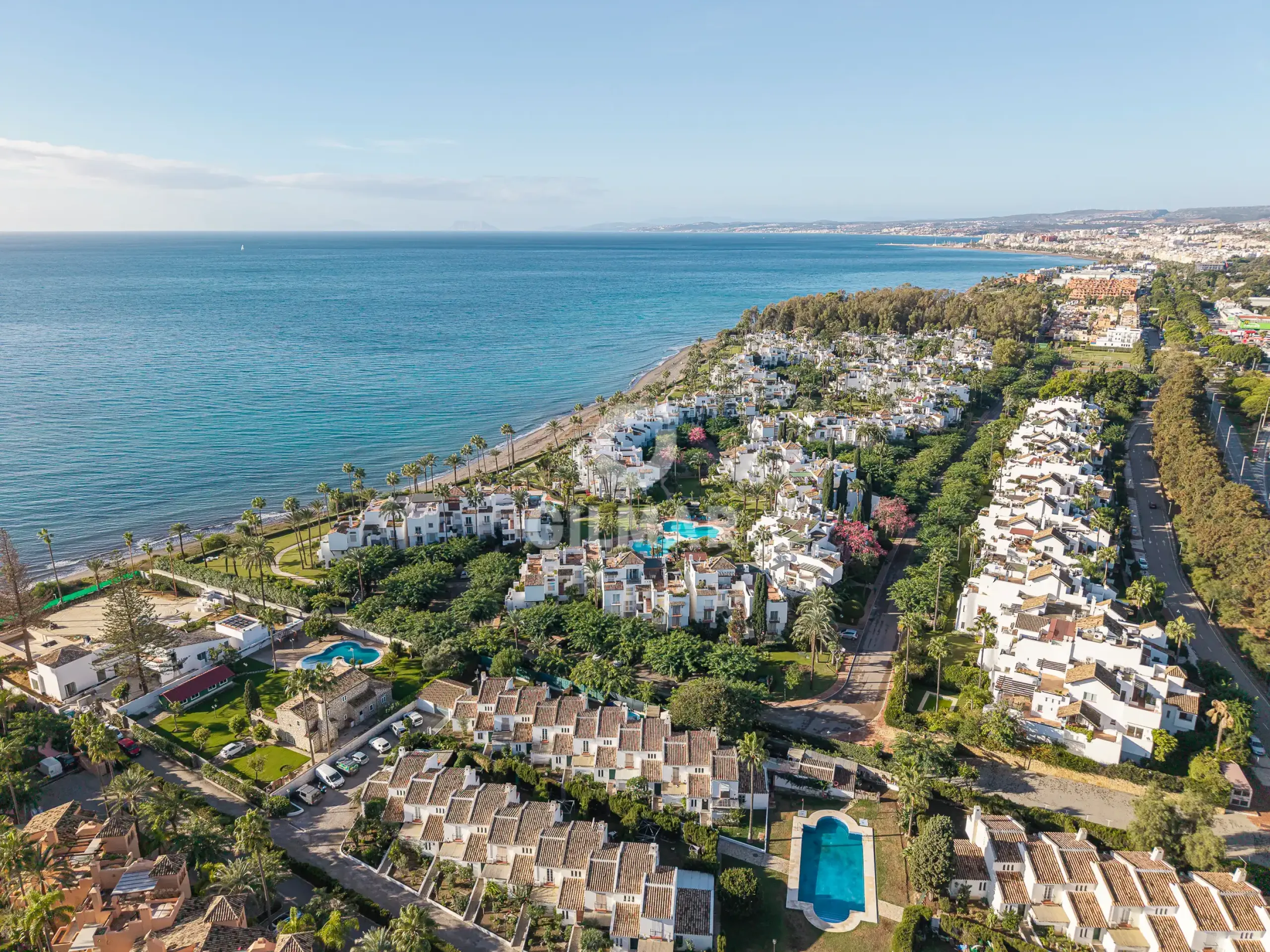 Apartment in Estepona Este - Málaga