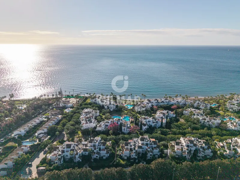 Apartment in Estepona Este - Málaga