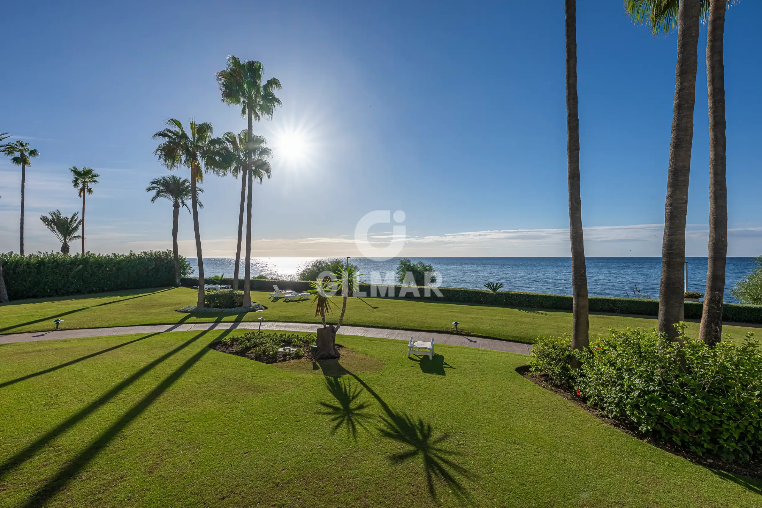 Apartment in Estepona Este - Málaga