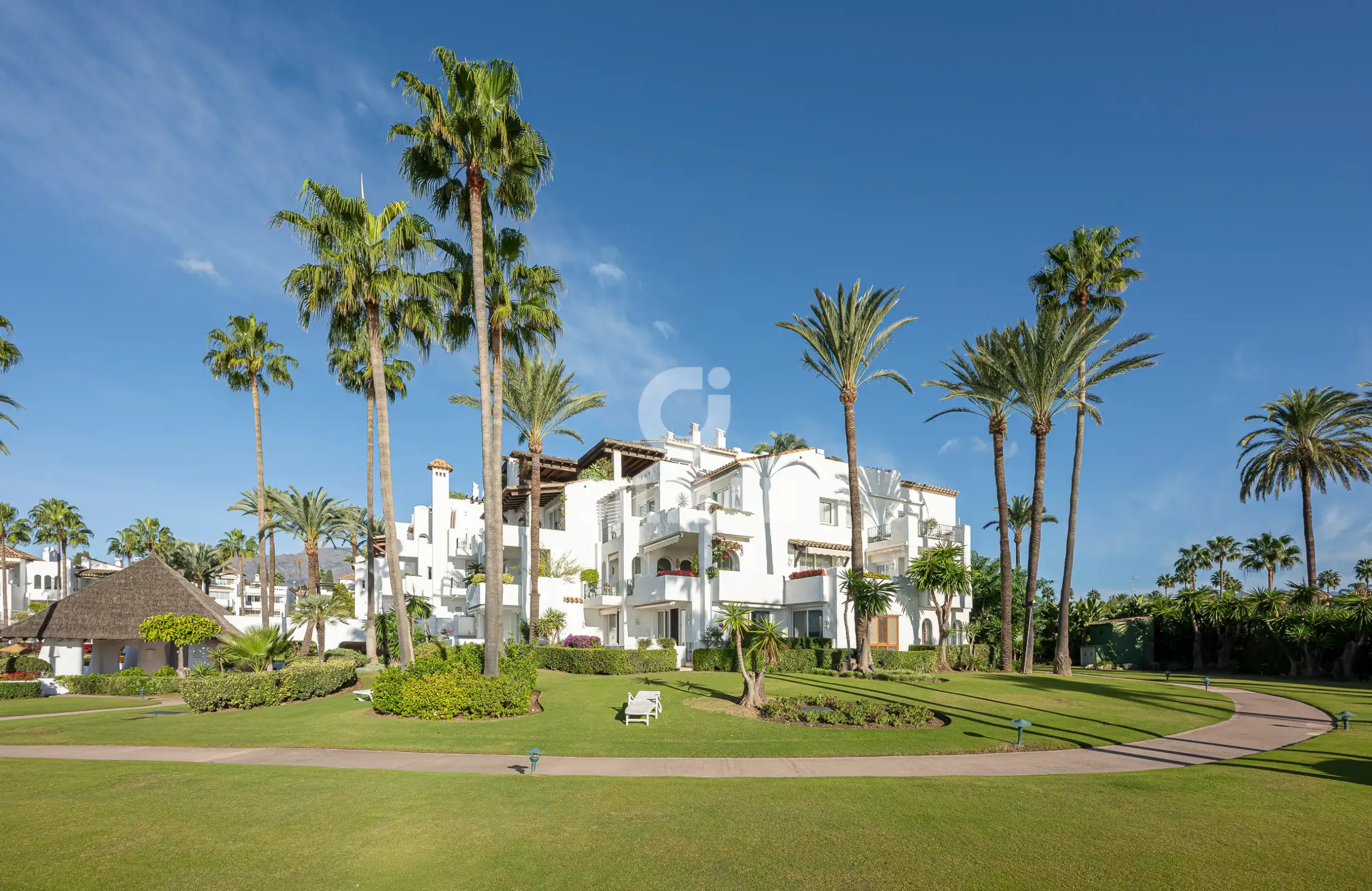 Apartment in Estepona Este - Málaga