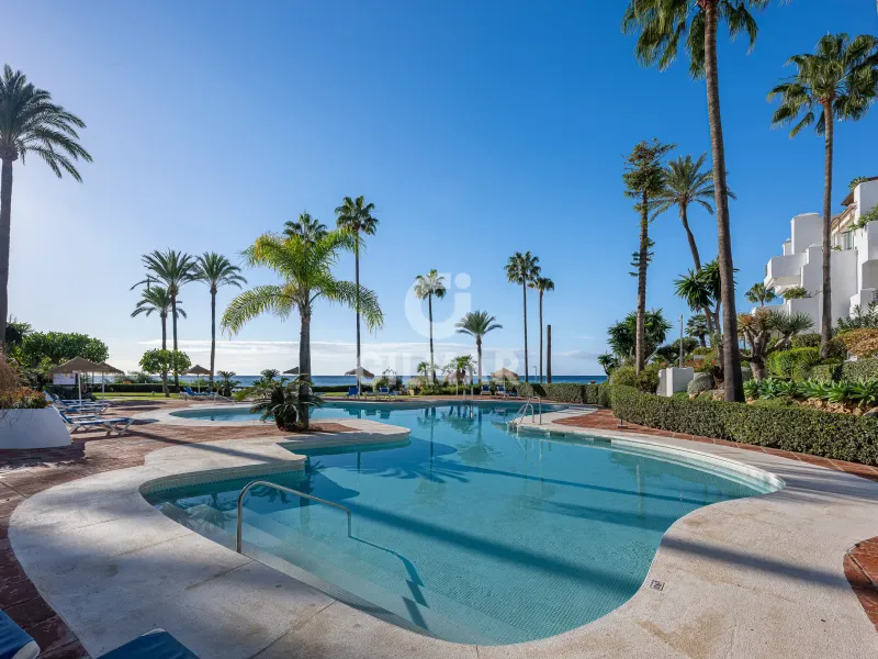 Apartment in Estepona Este - Málaga
