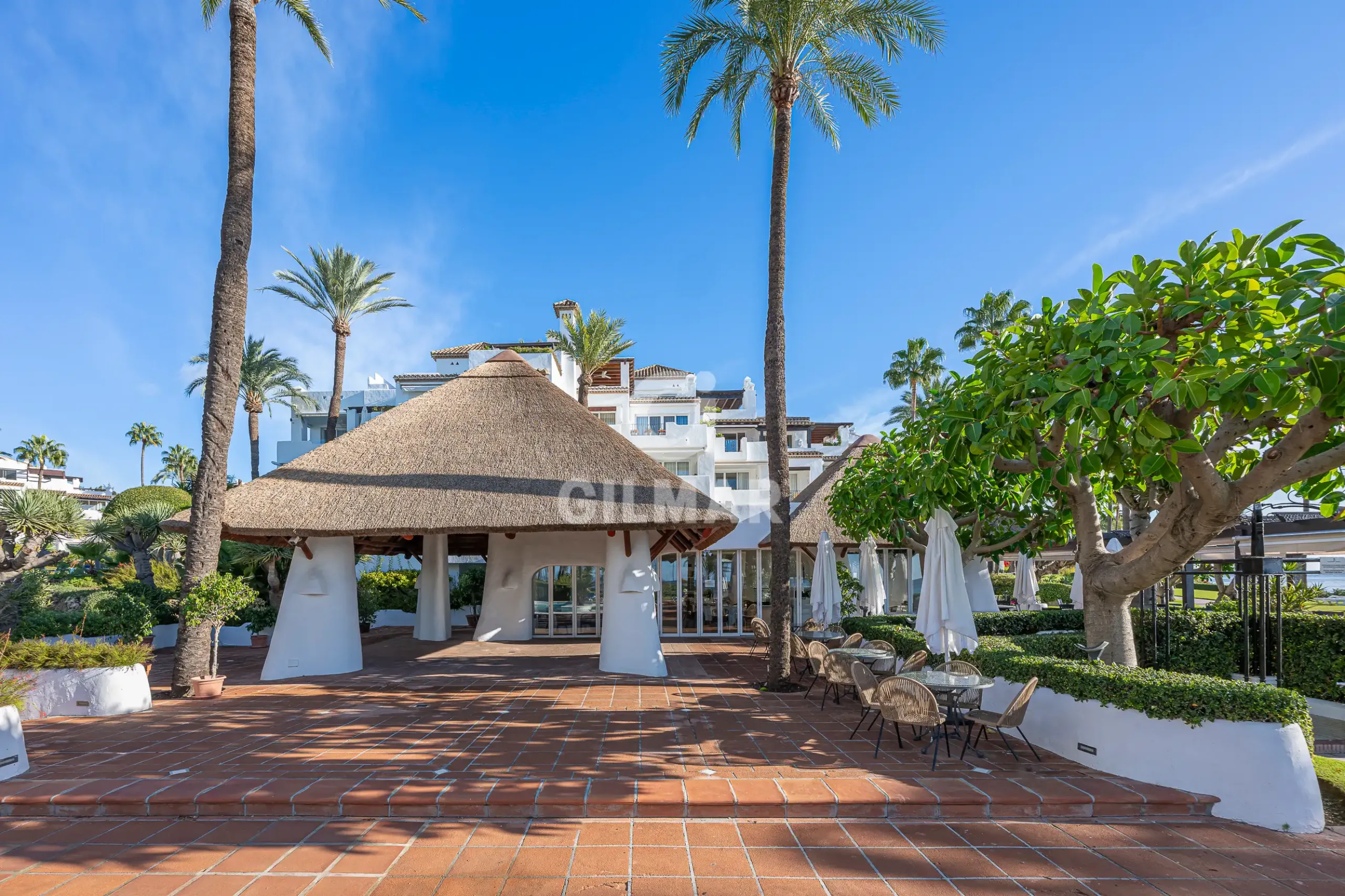 Apartment in Estepona Este - Málaga