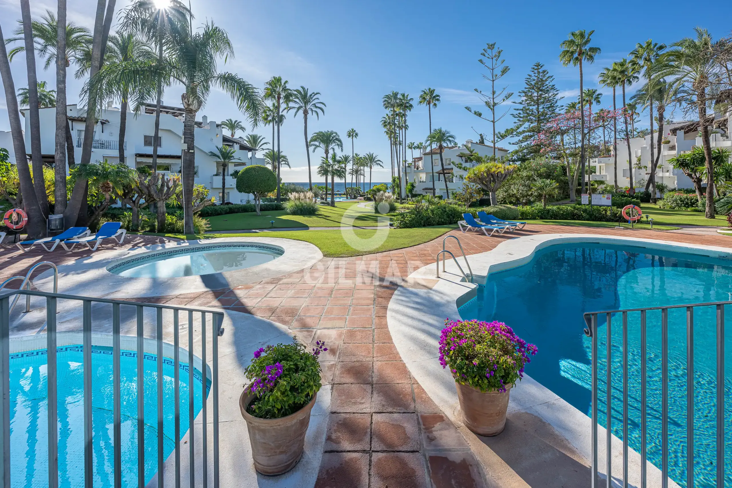 Apartment in Estepona Este - Málaga
