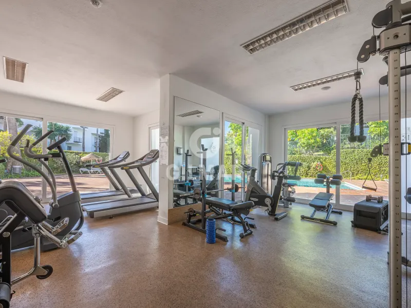Apartment in Estepona Este - Málaga