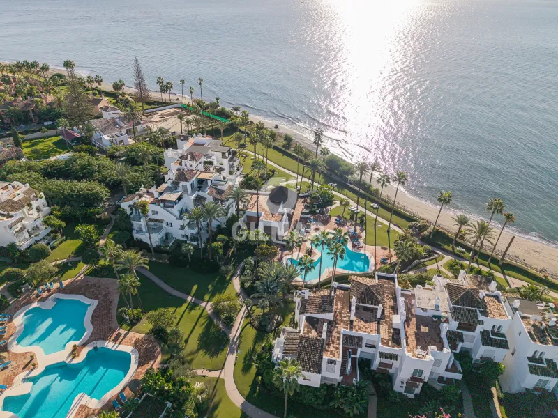 Apartment in Estepona Este - Málaga