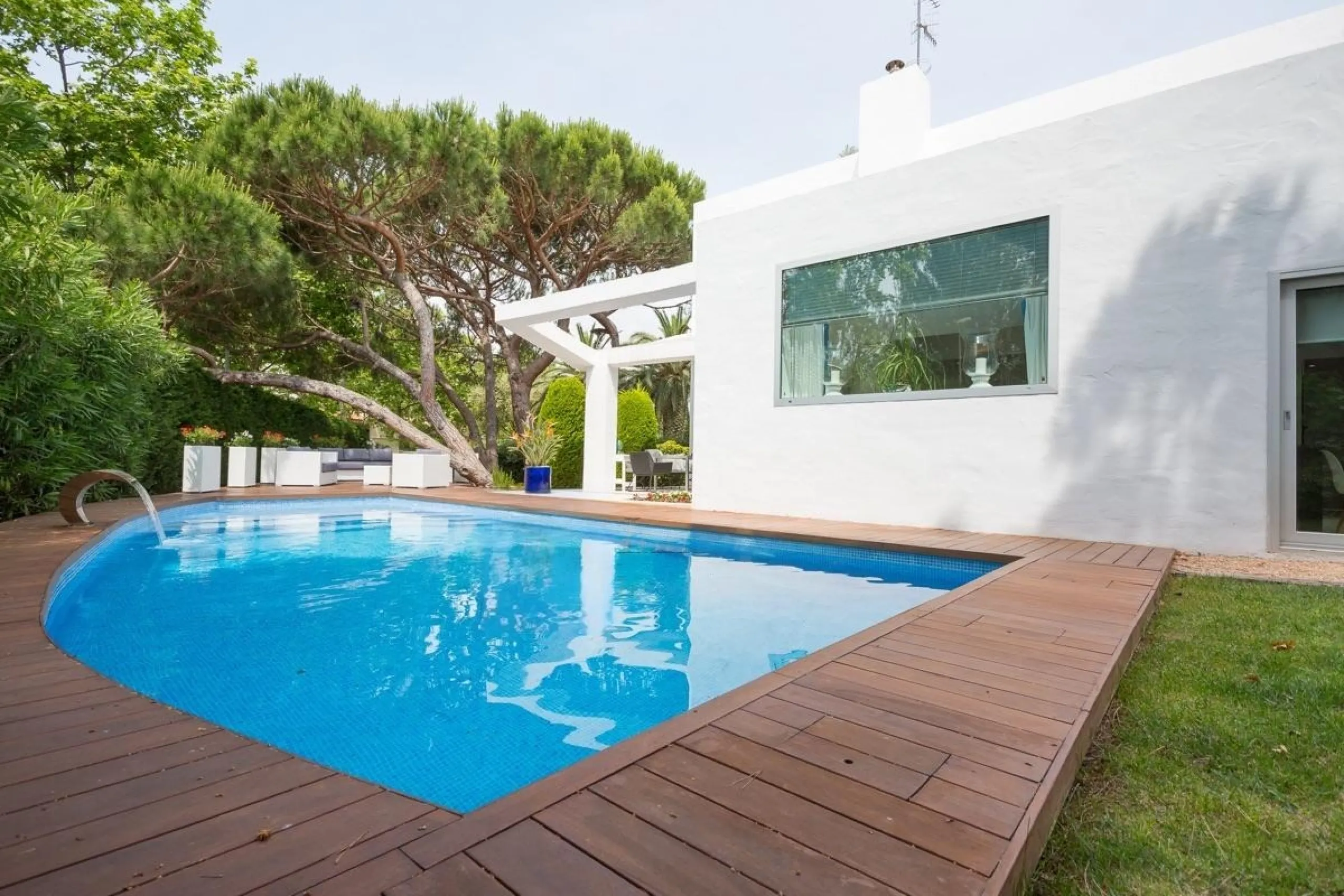 Exclusive Renovated Villa in a Prestigious Urbanization La Gavina, S’Agaró, Costa Brava