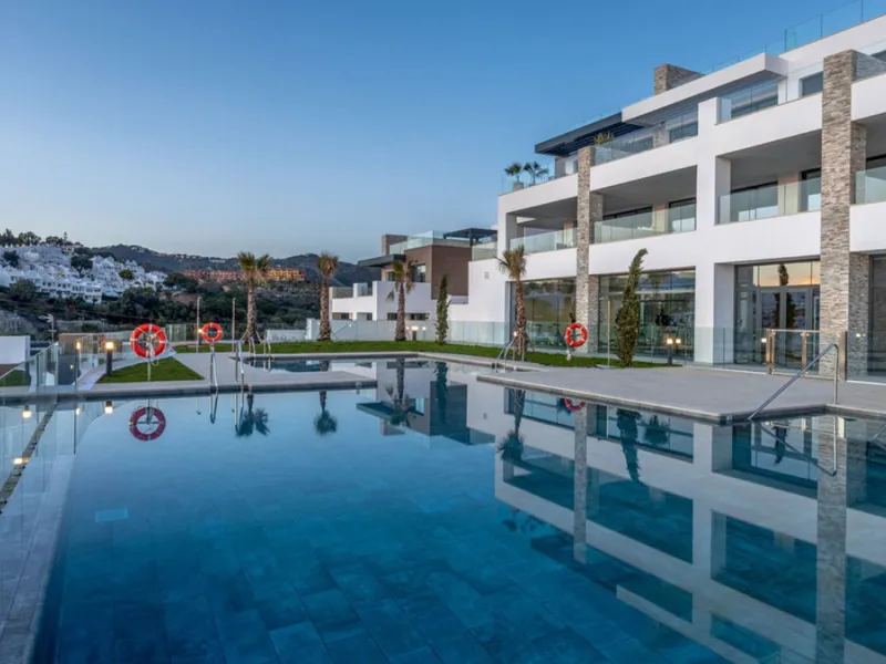 Apartment - Duplex в продаже в Marbella, Málaga. В доме 2 спален и 2 ванных комнат. Площадь дома 138 м²