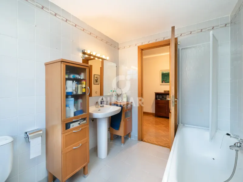 Piso en Mirasierra - Madrid