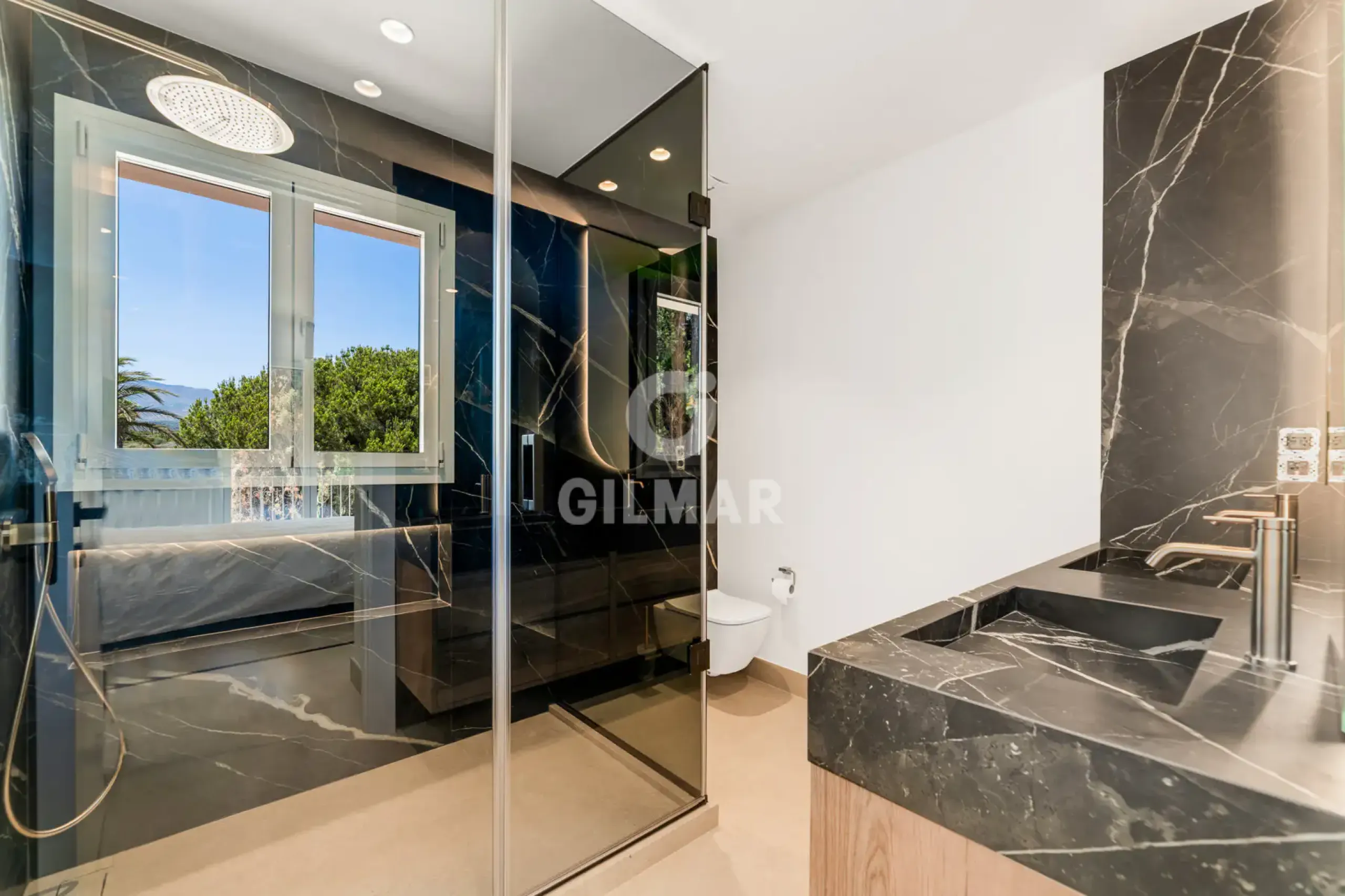 Townhouse in Estepona Este - Málaga