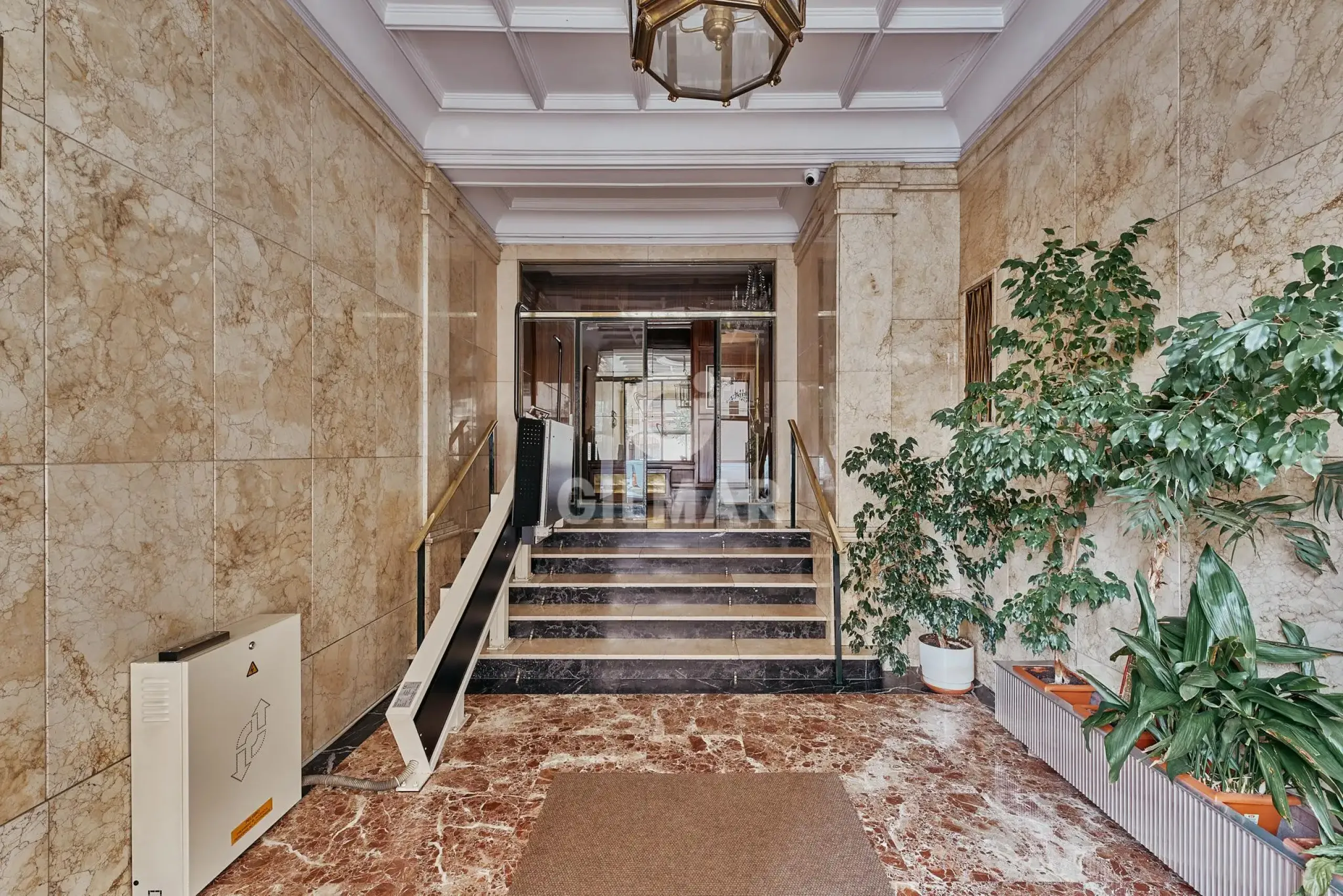 Apartment in Goya - Madrid