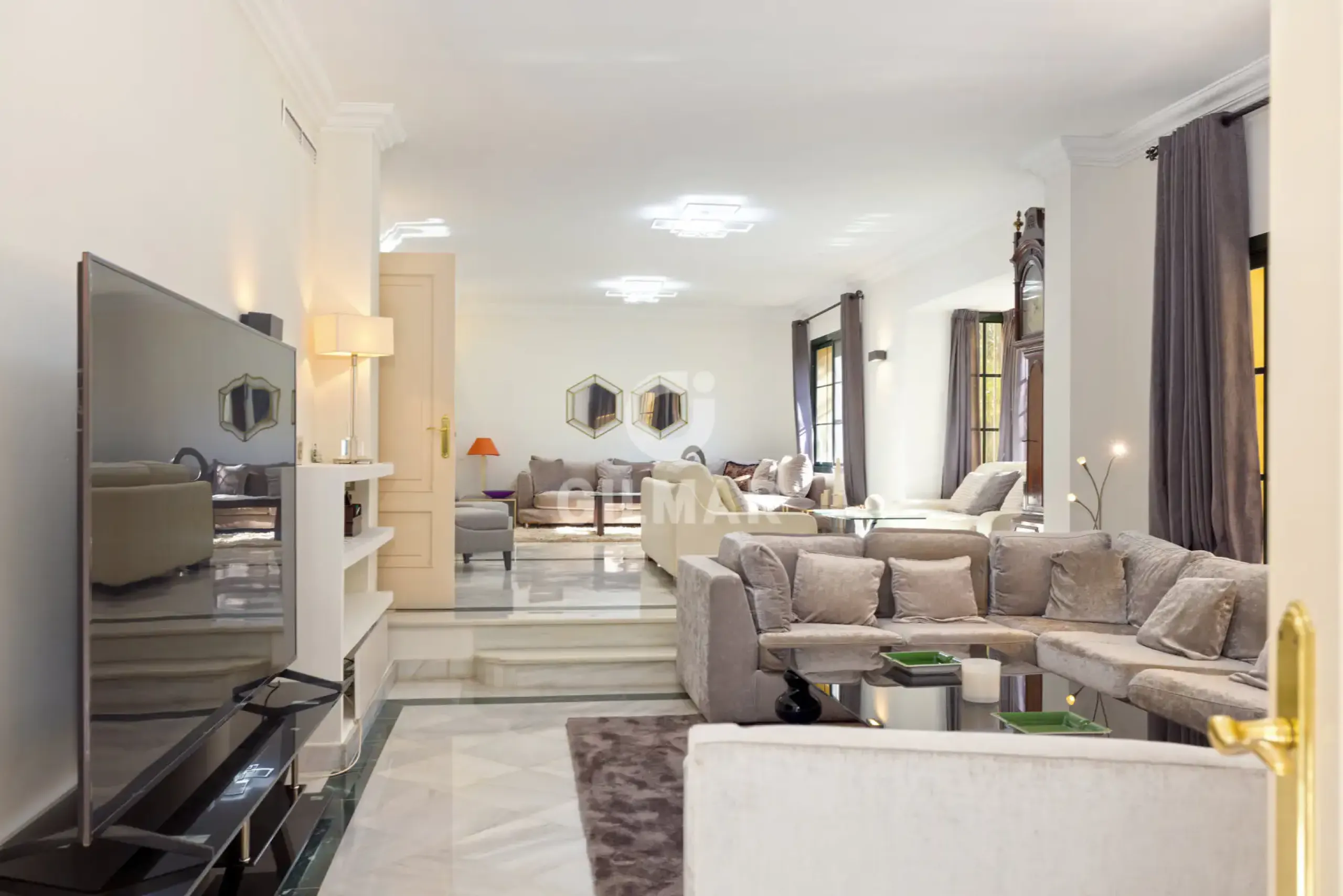 Chalet Independiente en Estepona Este - Málaga