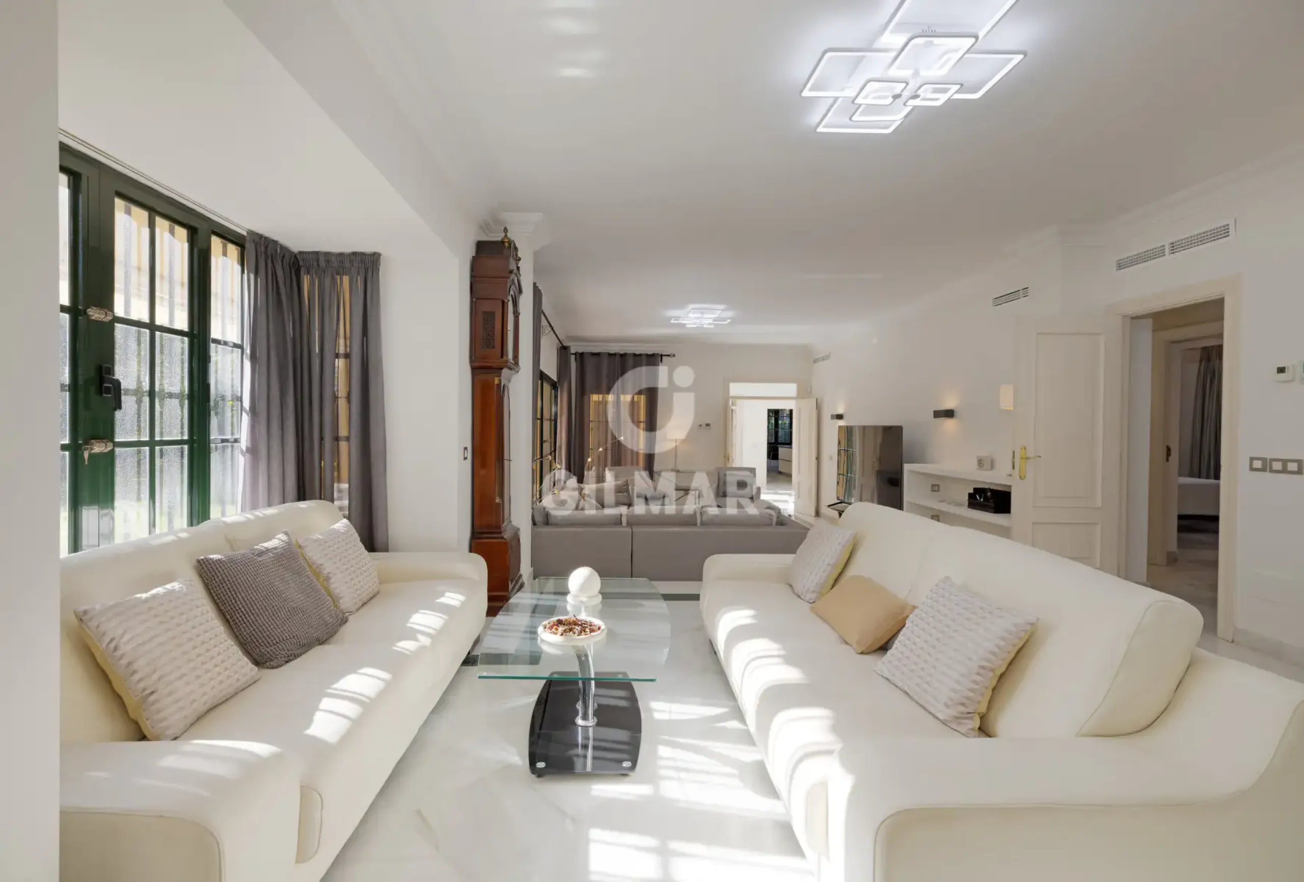 Chalet Independiente en Estepona Este - Málaga
